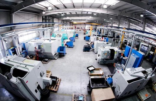 高工退休被公司月薪2萬返聘,看見年輕領(lǐng)導(dǎo),我把熱水潑在他臉上